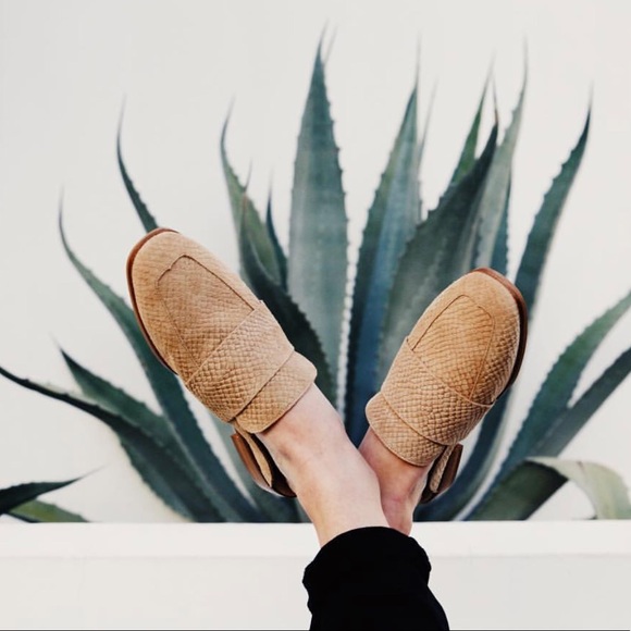 Free People “At Ease” Slide - Picture 2 of 2